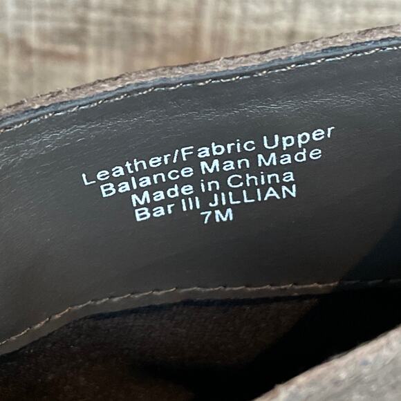 Bar III Jillian Heeled Leather Zip Back Brown Boots Booties Ankle Size 7 - Picture 8 of 10